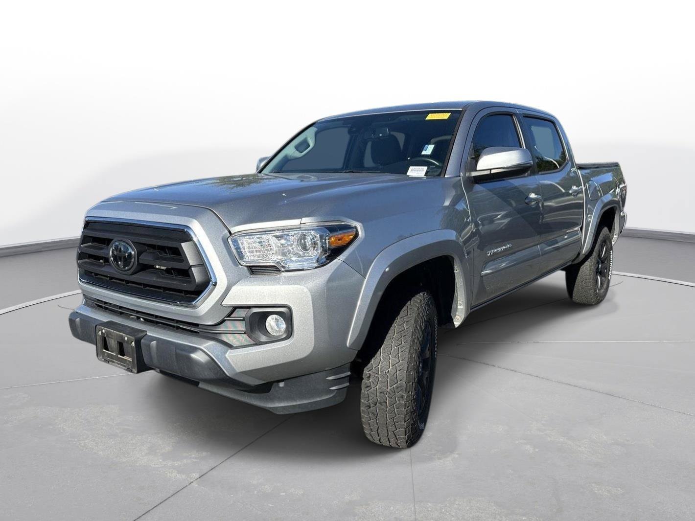 Certified 2022 Toyota Tacoma SR5 w/ Technology Package AWD/4WD image 2