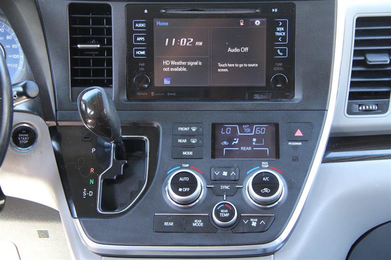 Used 2016 Toyota Sienna XLE w/ XLE Navigation Package FWD image 30