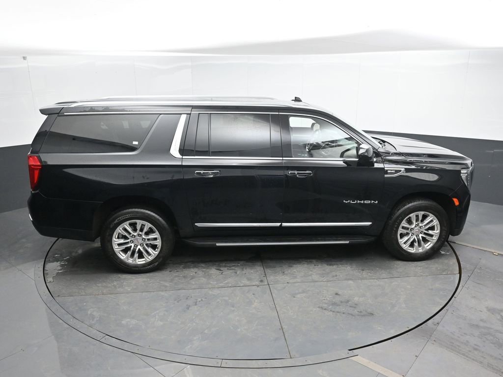 Used 2023 GMC Yukon XL SLT image 31