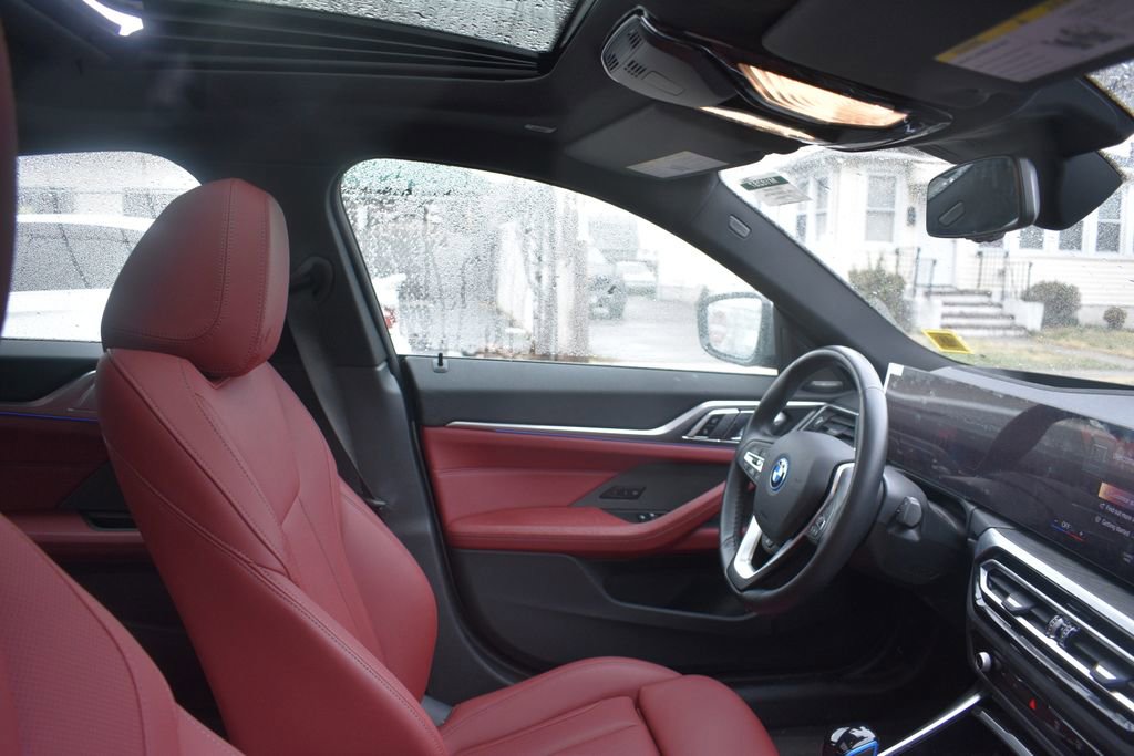 Used 2023 BMW i4 eDrive35 image 21