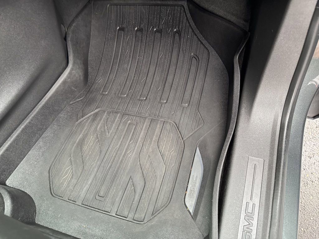 Used 2020 GMC Terrain SLT w/ Preferred Package image 29