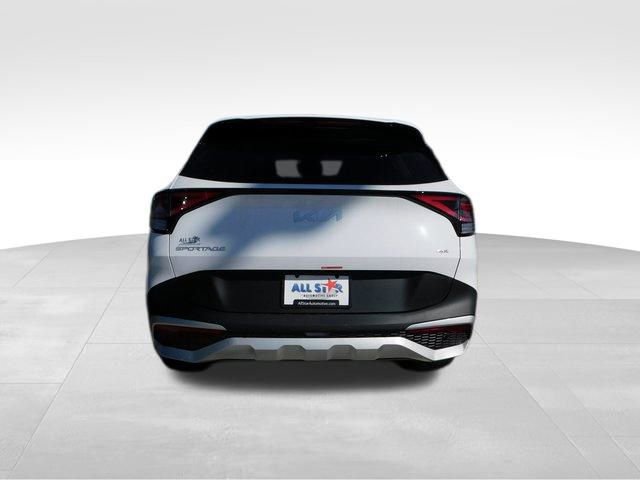 Used 2025 Kia Sportage EX image 7