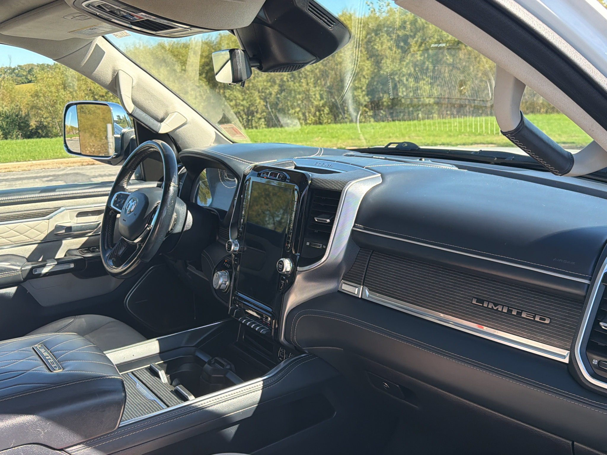 Used 2023 RAM 1500 Limited AWD/4WD image 28