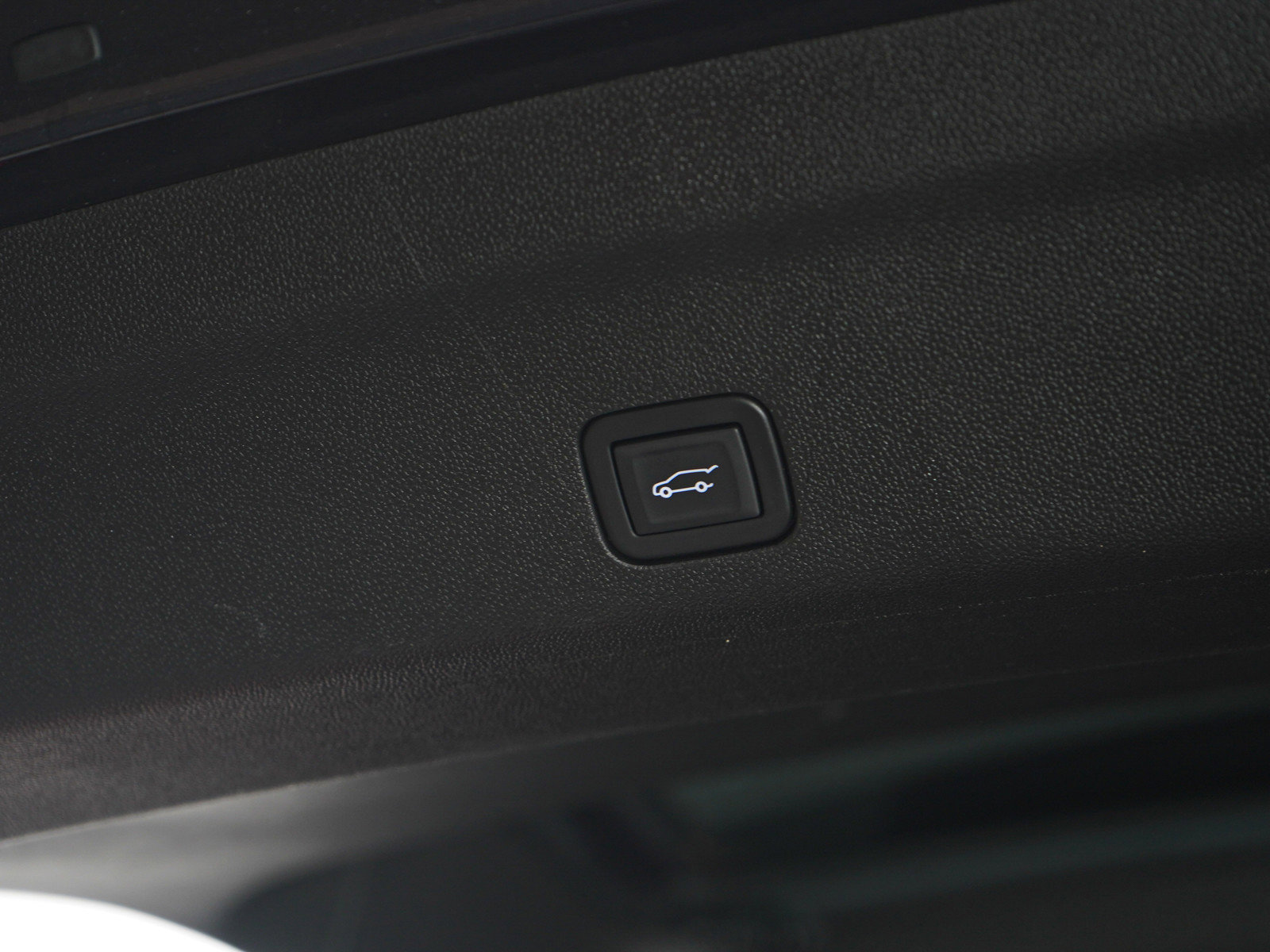 Used 2023 GMC Yukon Denali image 11