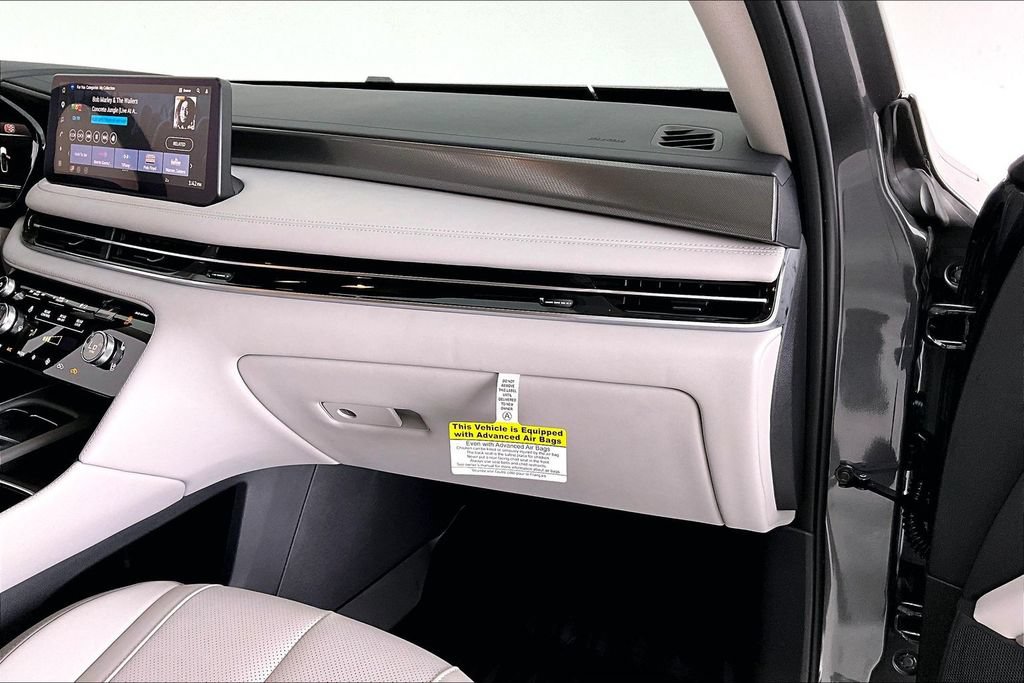 New 2027 INFINITI QX60 Luxe w/ Cargo Package FWD image 11