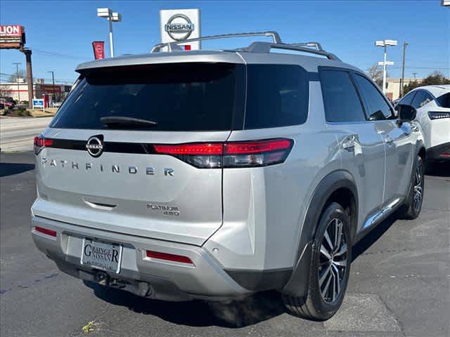 Used 2023 Nissan Pathfinder Platinum AWD/4WD image 3