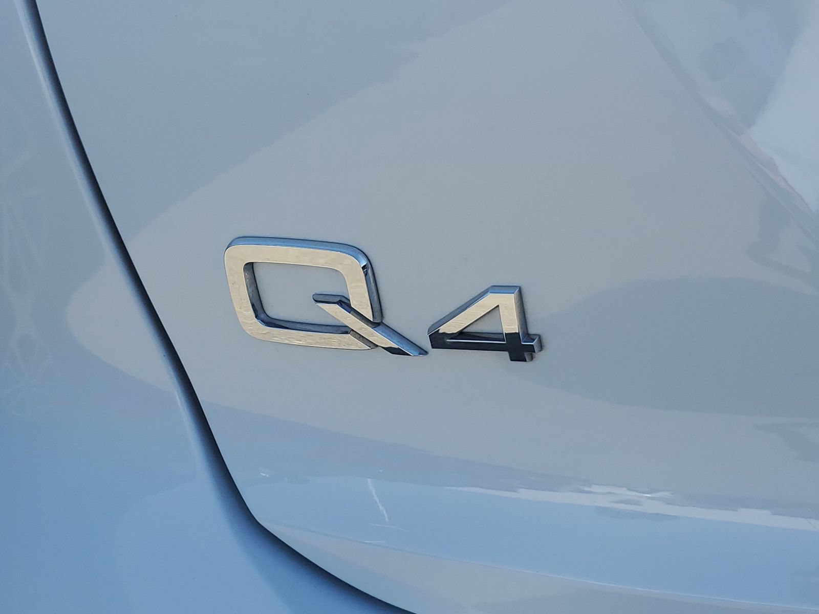 Used 2023 Audi Q4 e-tron Premium w/ Premium Plus RWD image 7