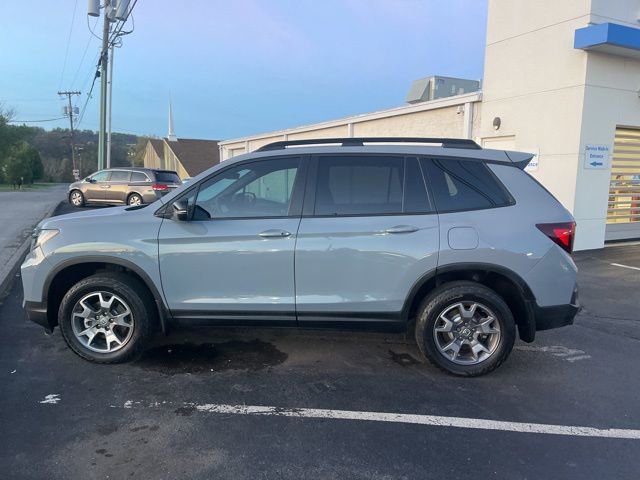 Used 2023 Honda Passport TrailSport image 9