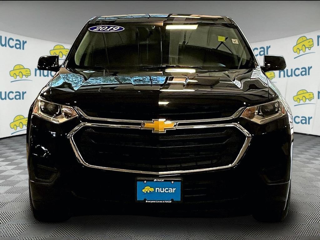 Used 2019 Chevrolet Traverse LS AWD/4WD image 2