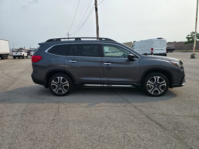 Used 2026 Subaru Ascent Touring AWD/4WD image 3