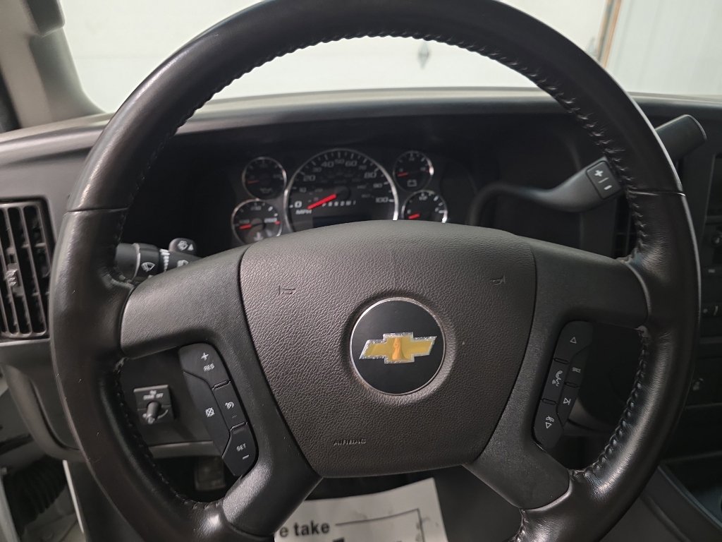Used 2022 Chevrolet Express 3500 w/ Power Convenience Package image 26
