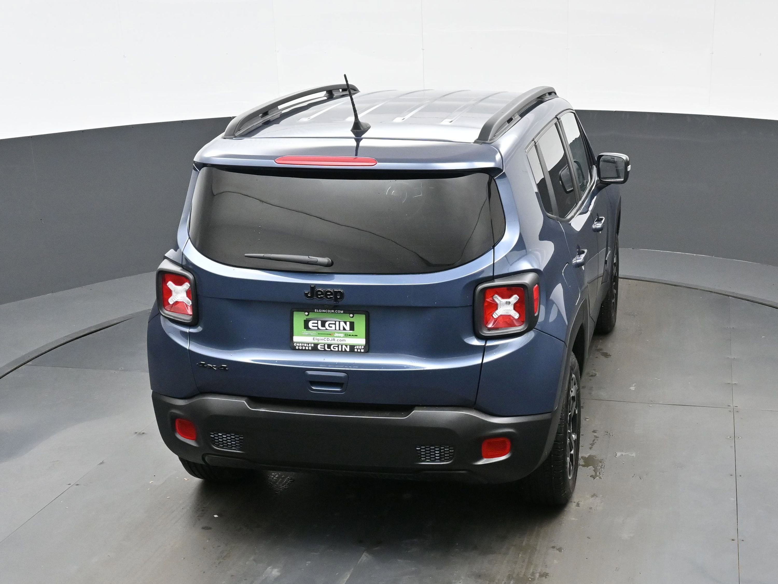 Used 2023 Jeep Renegade Latitude AWD/4WD image 35
