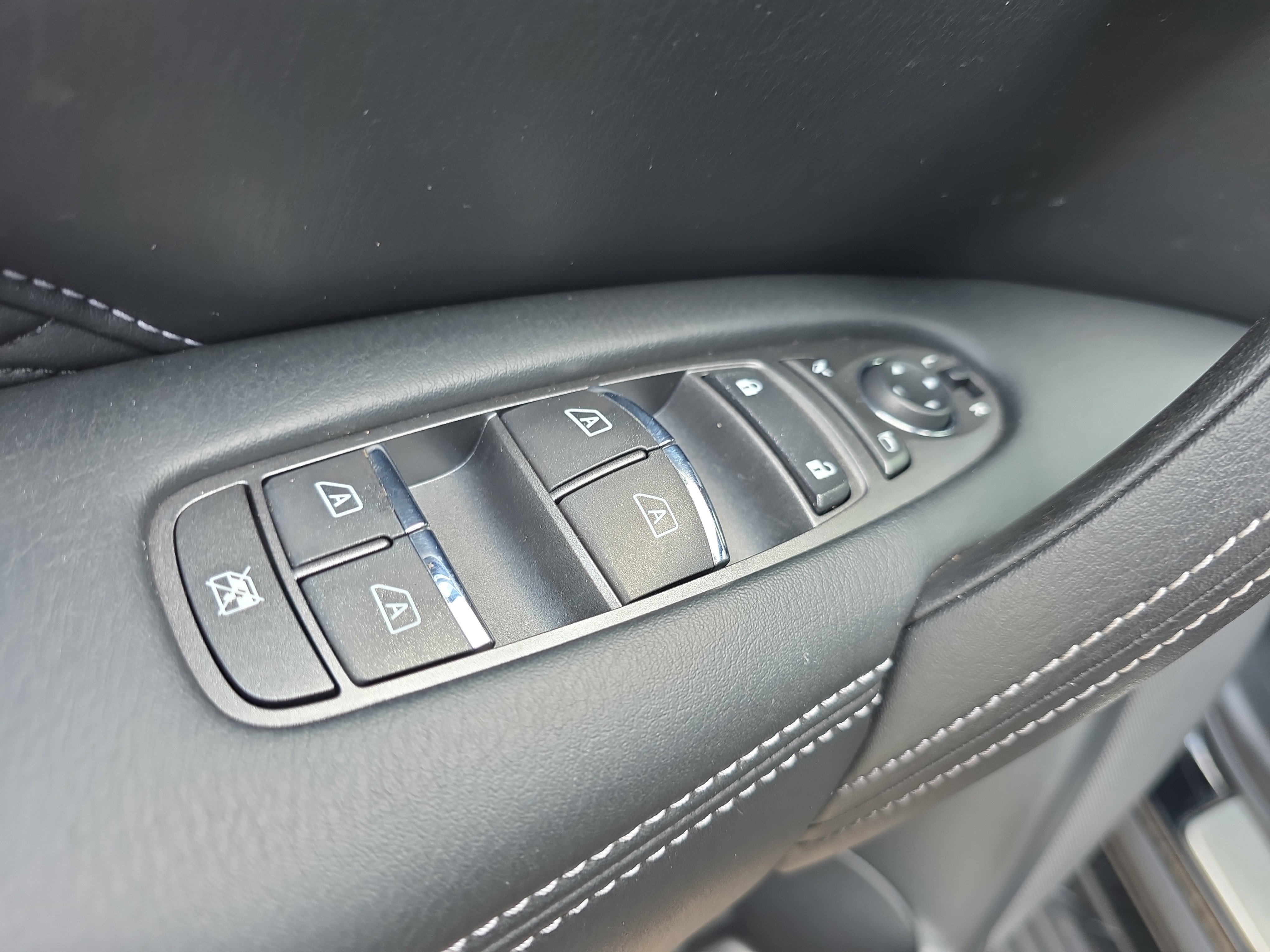 Used 2021 INFINITI QX80 Sensory w/ All-Season Package image 13