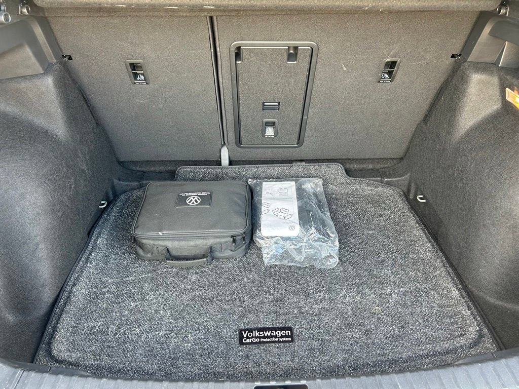 Certified 2023 Volkswagen Taos S FWD image 51