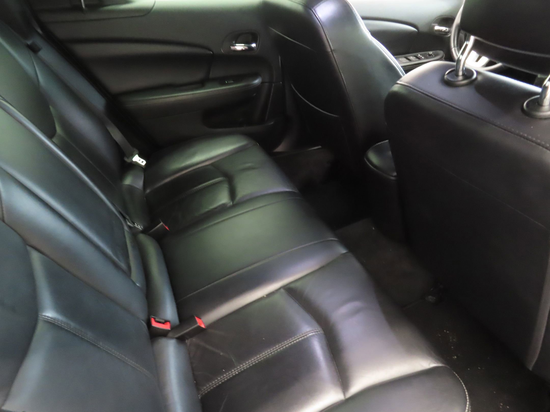 Used 2014 Dodge Avenger SXT w/ Rallye Appearance Group FWD image 21