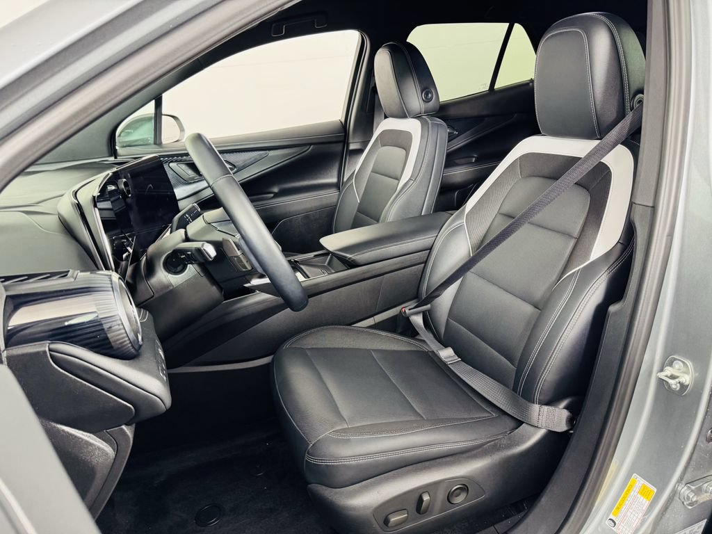 Used 2024 Chevrolet Blazer EV LT AWD/4WD image 6