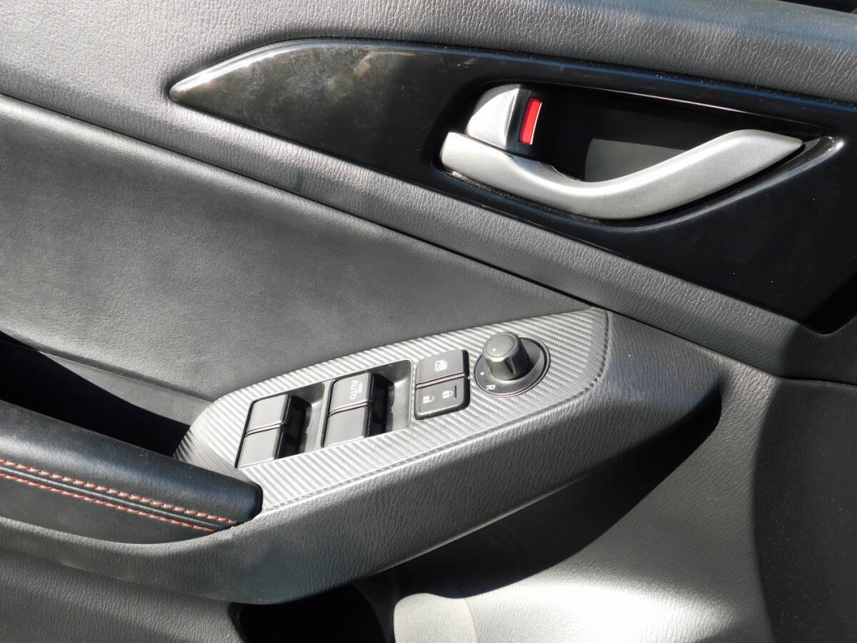 Used 2015 MAZDA MAZDA3 i Grand Touring image 20