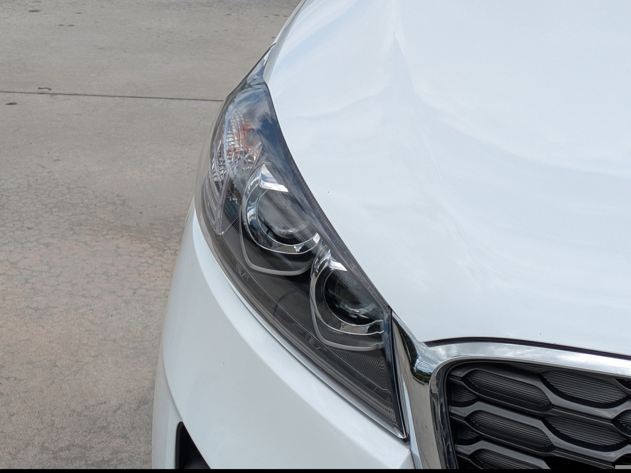 Used 2019 Kia Sorento EX w/ EX Touring Package image 7