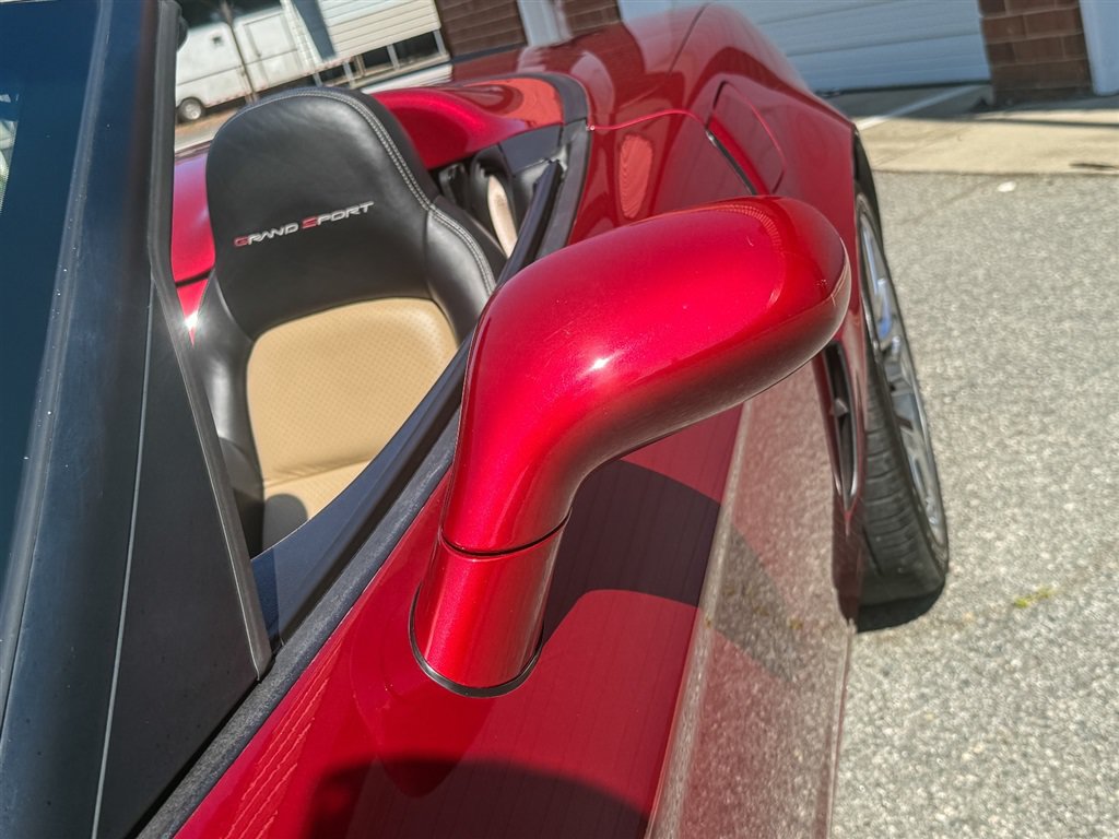 Used 2010 Chevrolet Corvette Grand Sport w/ Preferred Equipment Group RWD image 17