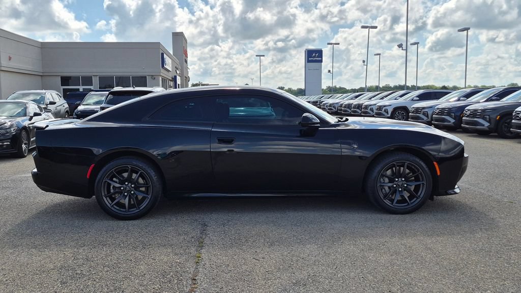 Used 2026 Dodge Charger Scat Pack w/ Blacktop Package AWD/4WD image 3