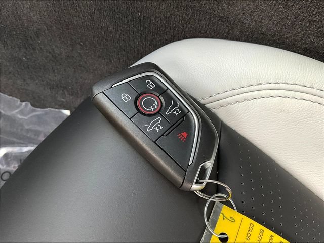 Used 2023 Chevrolet Corvette Stingray Premium Cpe w/ Z51 Performance Package RWD image 30