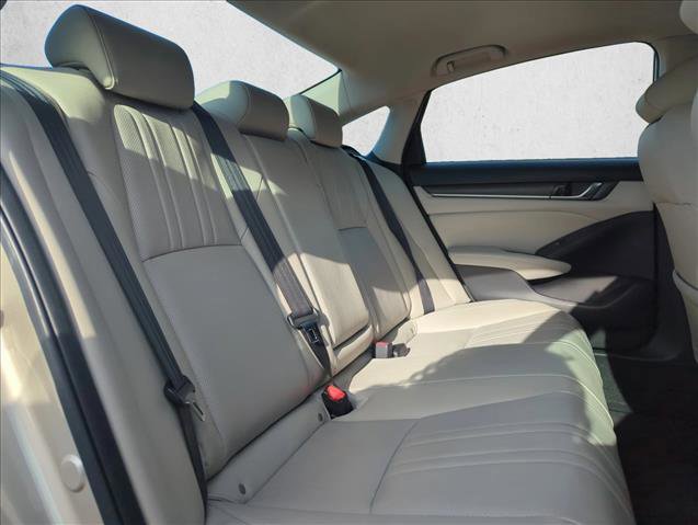 Used 2020 Honda Accord Touring image 24