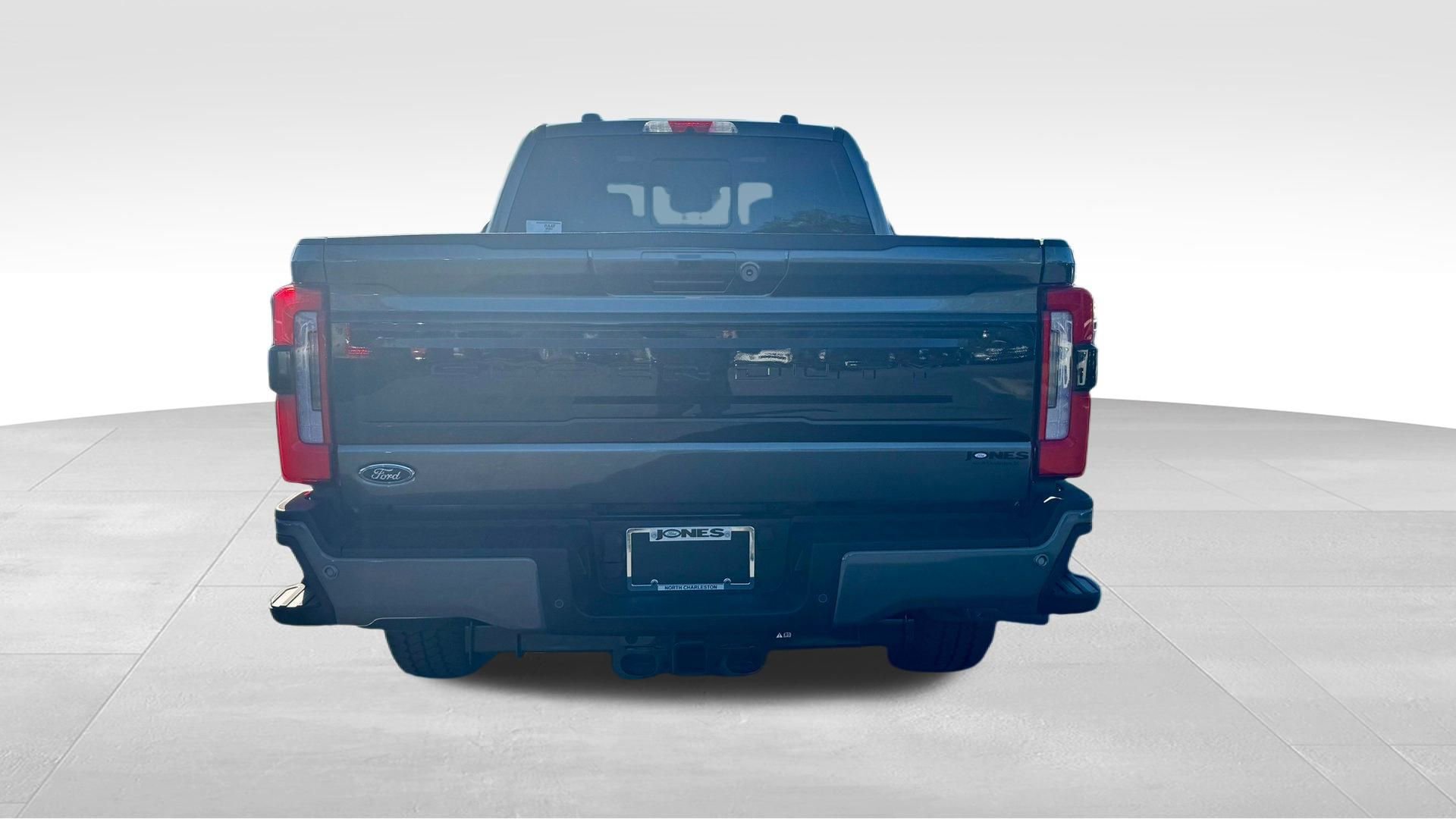 New 2026 Ford F250 Platinum w/ FX4 Off-Road Package image 13