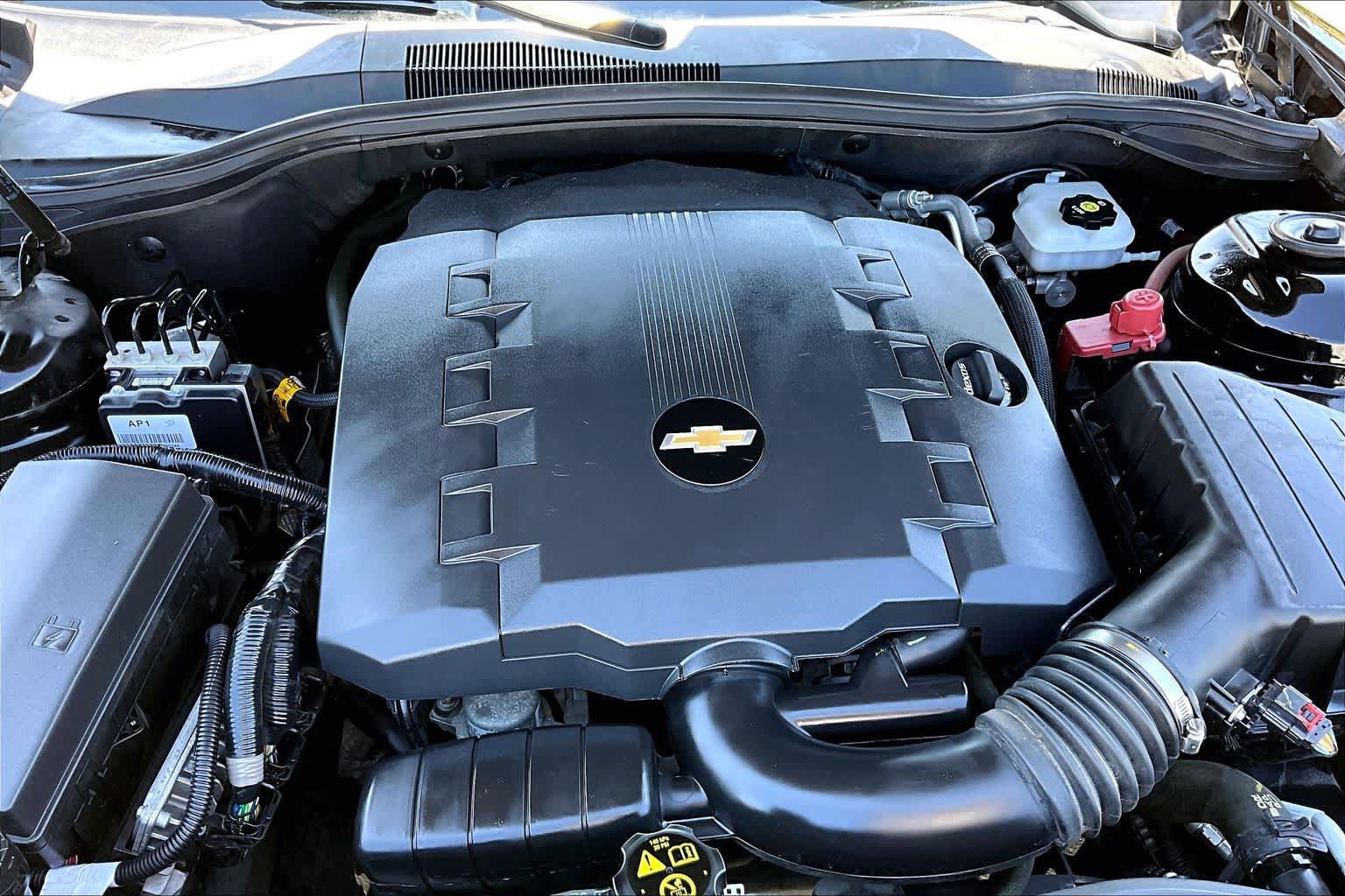 Used 2015 Chevrolet Camaro LS RWD image 30