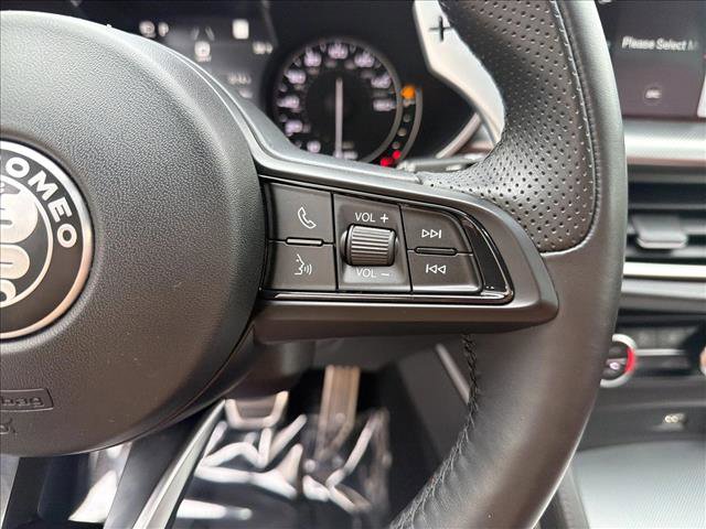 Used 2022 Alfa Romeo Stelvio Veloce AWD/4WD image 19