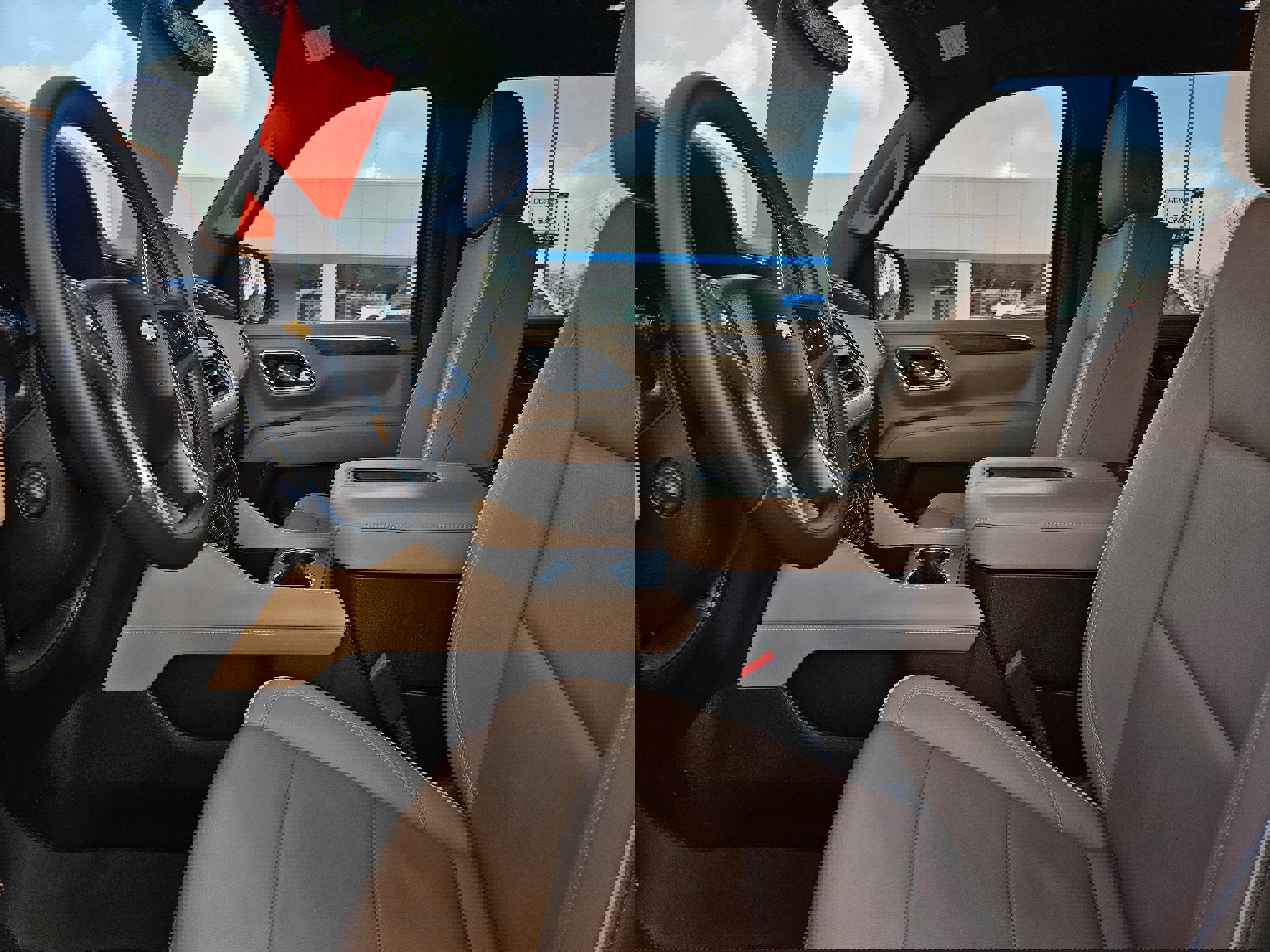 Used 2024 Chevrolet Tahoe Premier w/ Premium Package 2 image 13