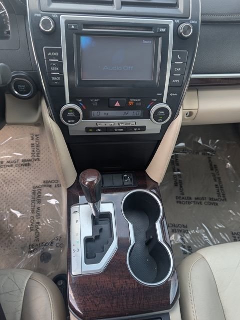 Used 2013 Toyota Camry XLE image 10