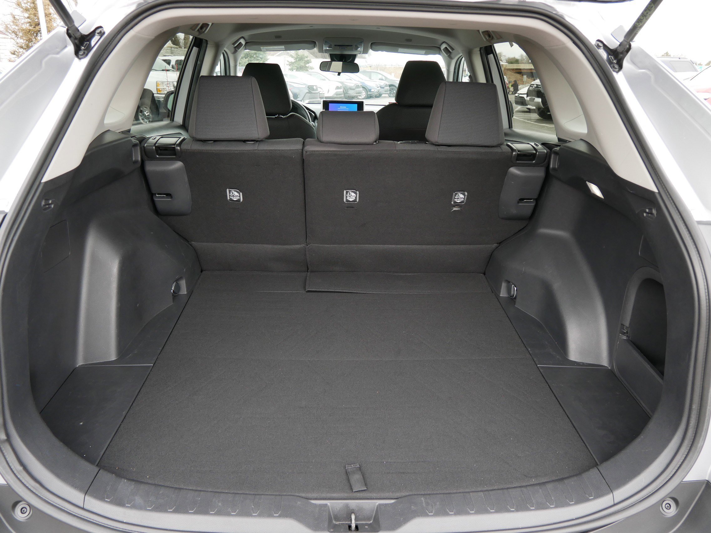 Certified 2024 Toyota RAV4 LE image 18