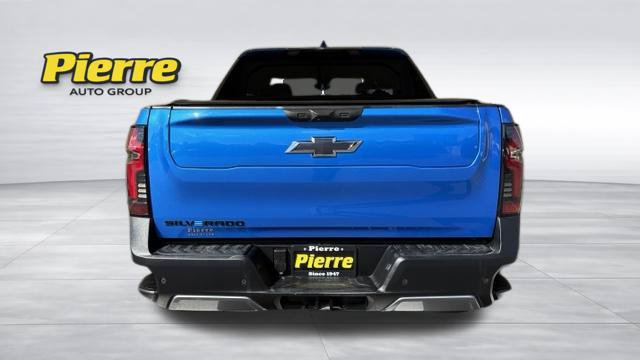 Used 2026 Chevrolet Silverado EV Trail Boss AWD/4WD image 3