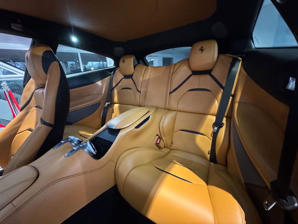 Used 2018 Ferrari GTC4Lusso T RWD image 44
