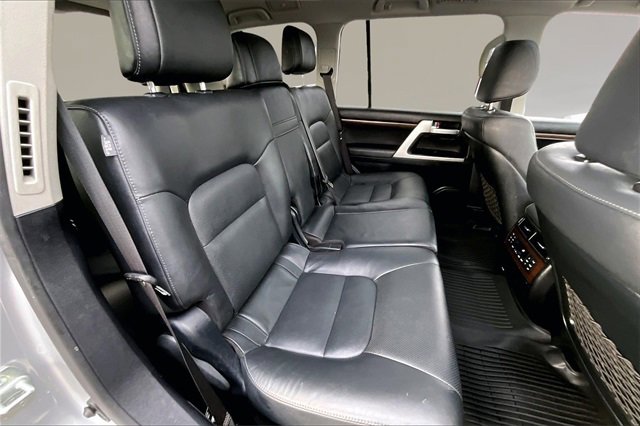 Used 2021 Toyota Land Cruiser image 20