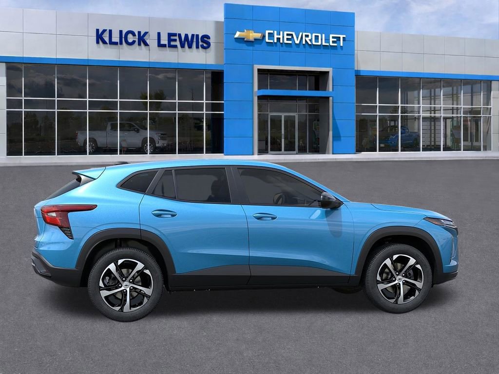 New 2026 Chevrolet Trax RS w/ Sunroof Package FWD image 5