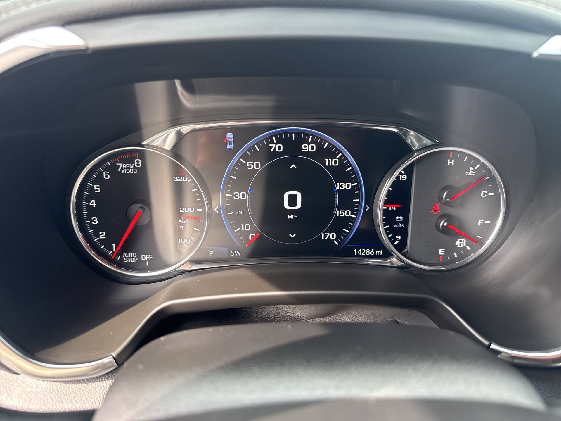 Certified 2022 Chevrolet Blazer Premier w/ Enhanced Convenience Package AWD/4WD image 10