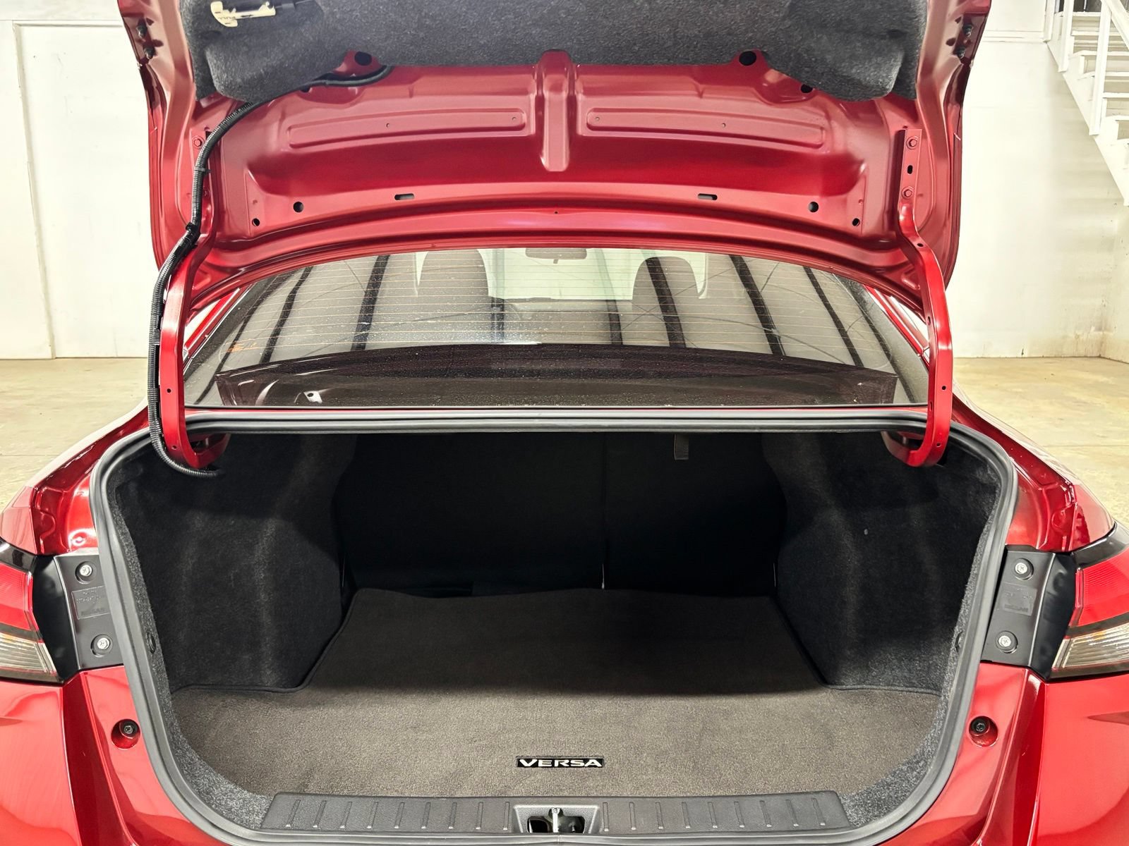 Used 2025 Nissan Versa SR w/ Trunk Package FWD image 23