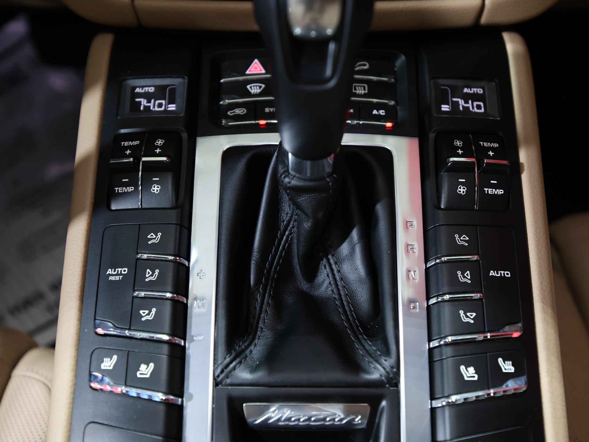 Used 2019 Porsche Macan AWD/4WD image 23