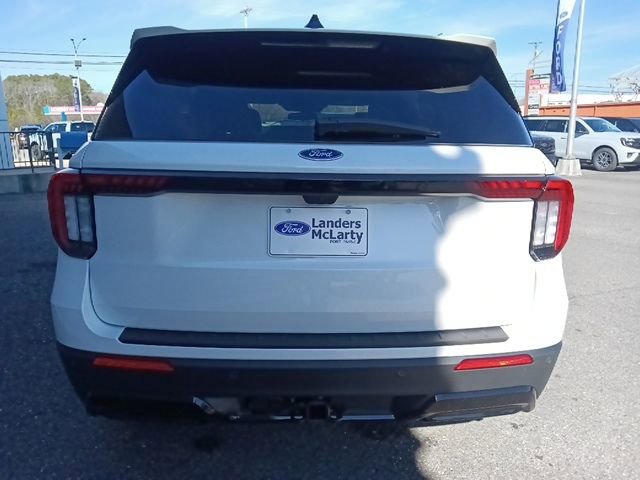 New 2026 Ford Explorer ST-Line RWD image 4