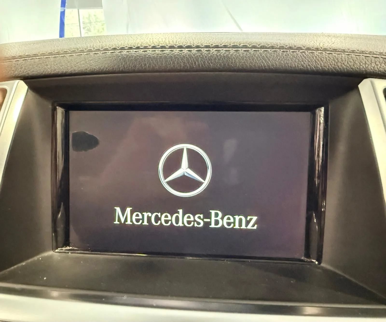 Used 2013 Mercedes-Benz GL 550 4MATIC image 30