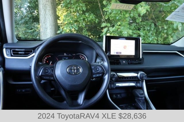 Used 2024 Toyota RAV4 XLE image 7