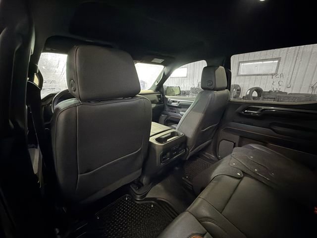 Used 2023 GMC Sierra 1500 AT4 w/ AT4 Preferred Package image 9