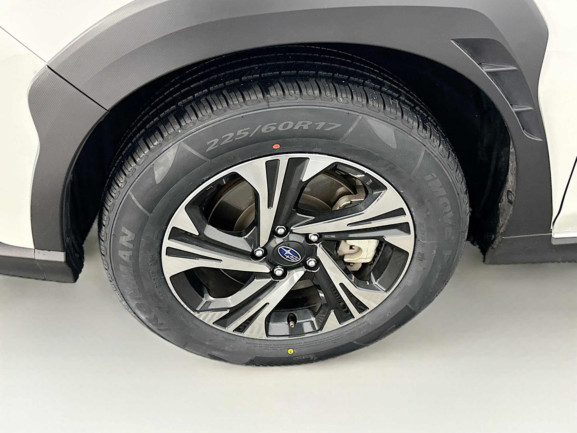 Used 2024 Subaru Crosstrek 2.0i Premium image 11