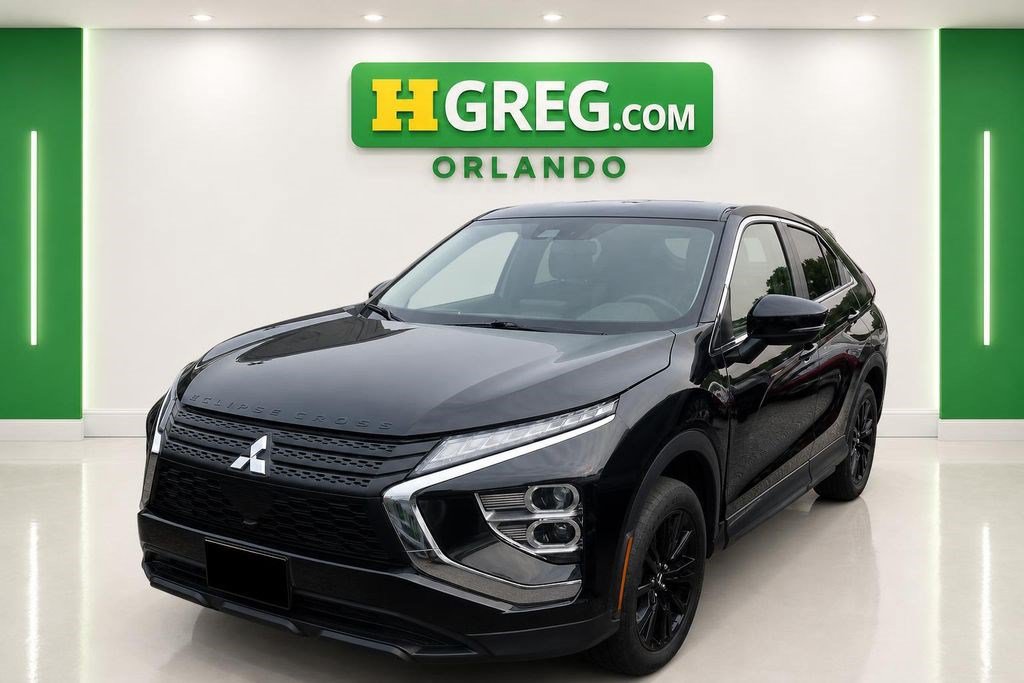 Used 2023 Mitsubishi Eclipse Cross LE AWD/4WD image 2