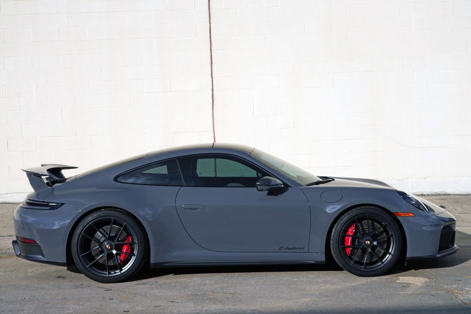 Used 2025 Porsche 911 GTS image 51