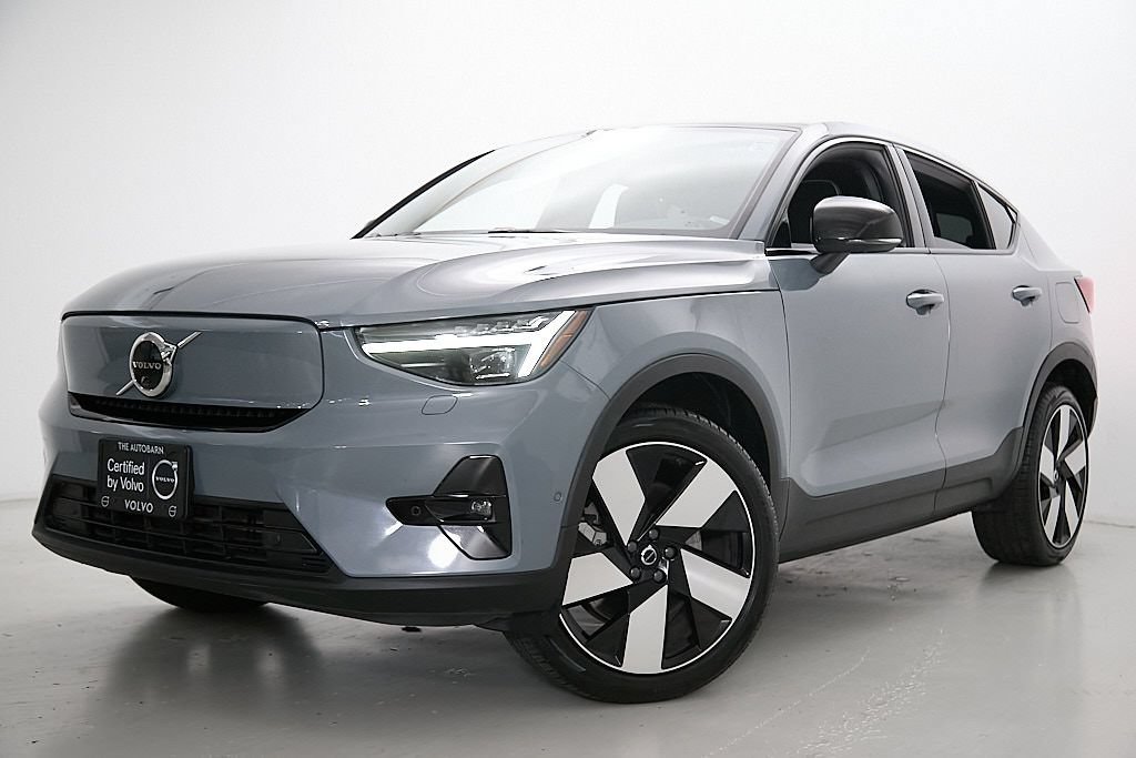 Certified 2023 Volvo C40 P8 Recharge Ultimate AWD/4WD image 2