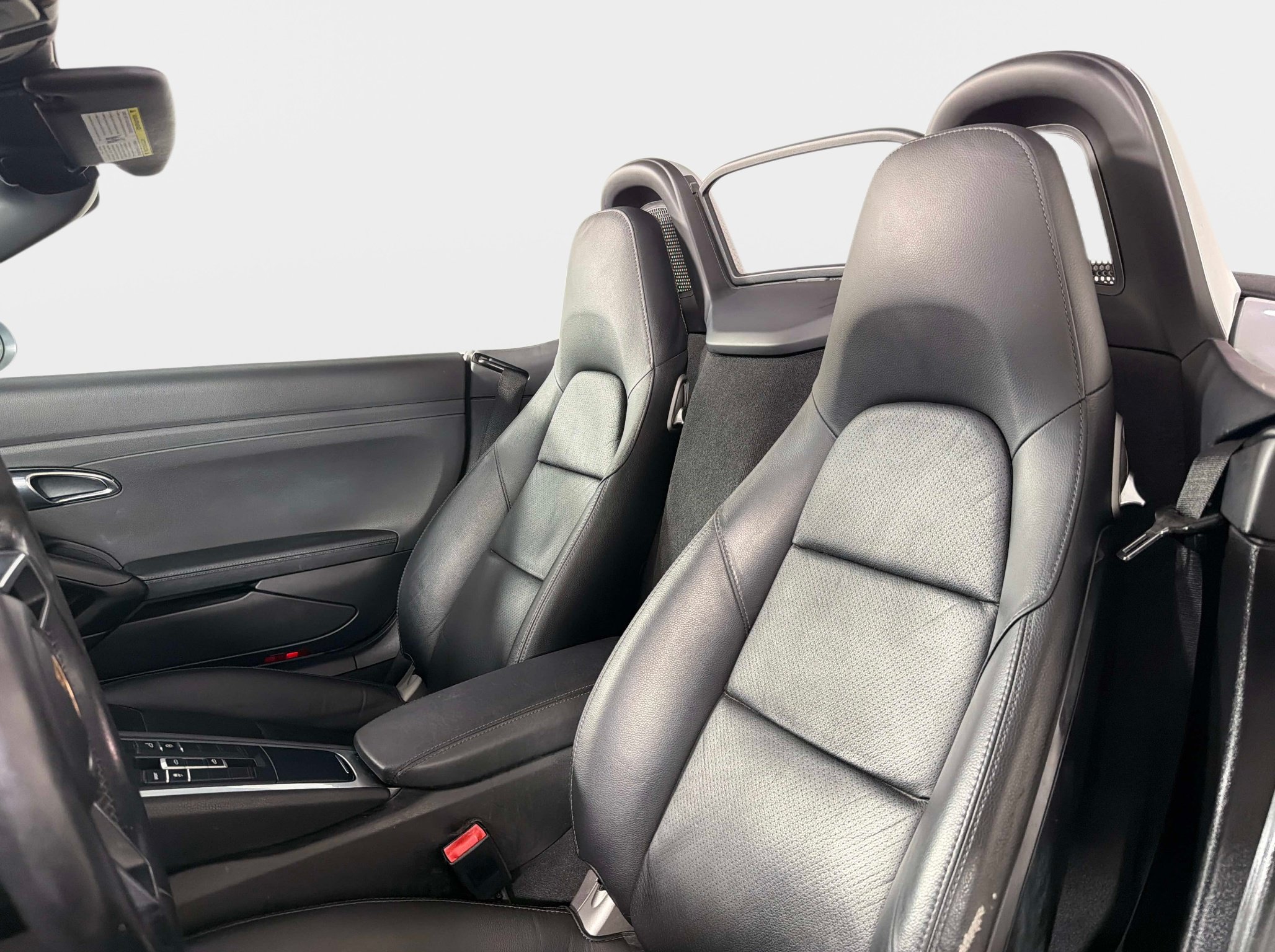 Used 2017 Porsche 718 Boxster S RWD image 31