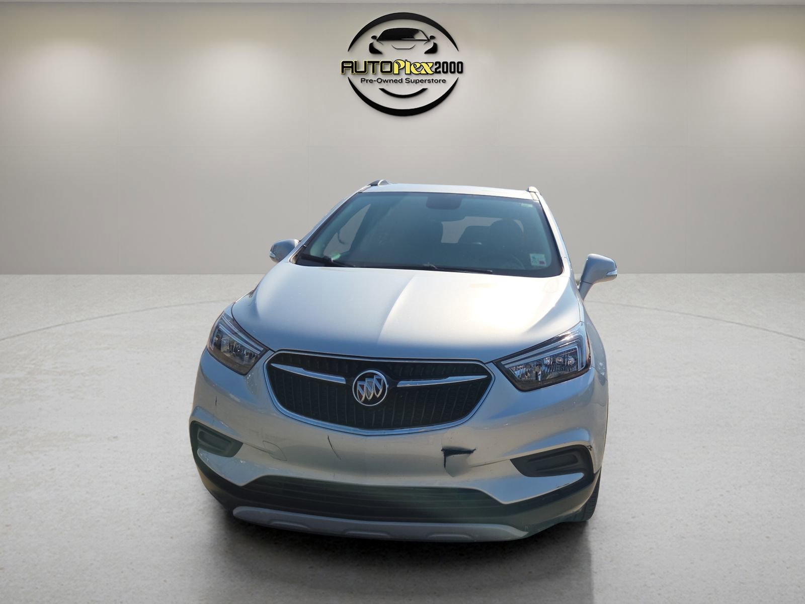 Used 2019 Buick Encore Preferred image 2