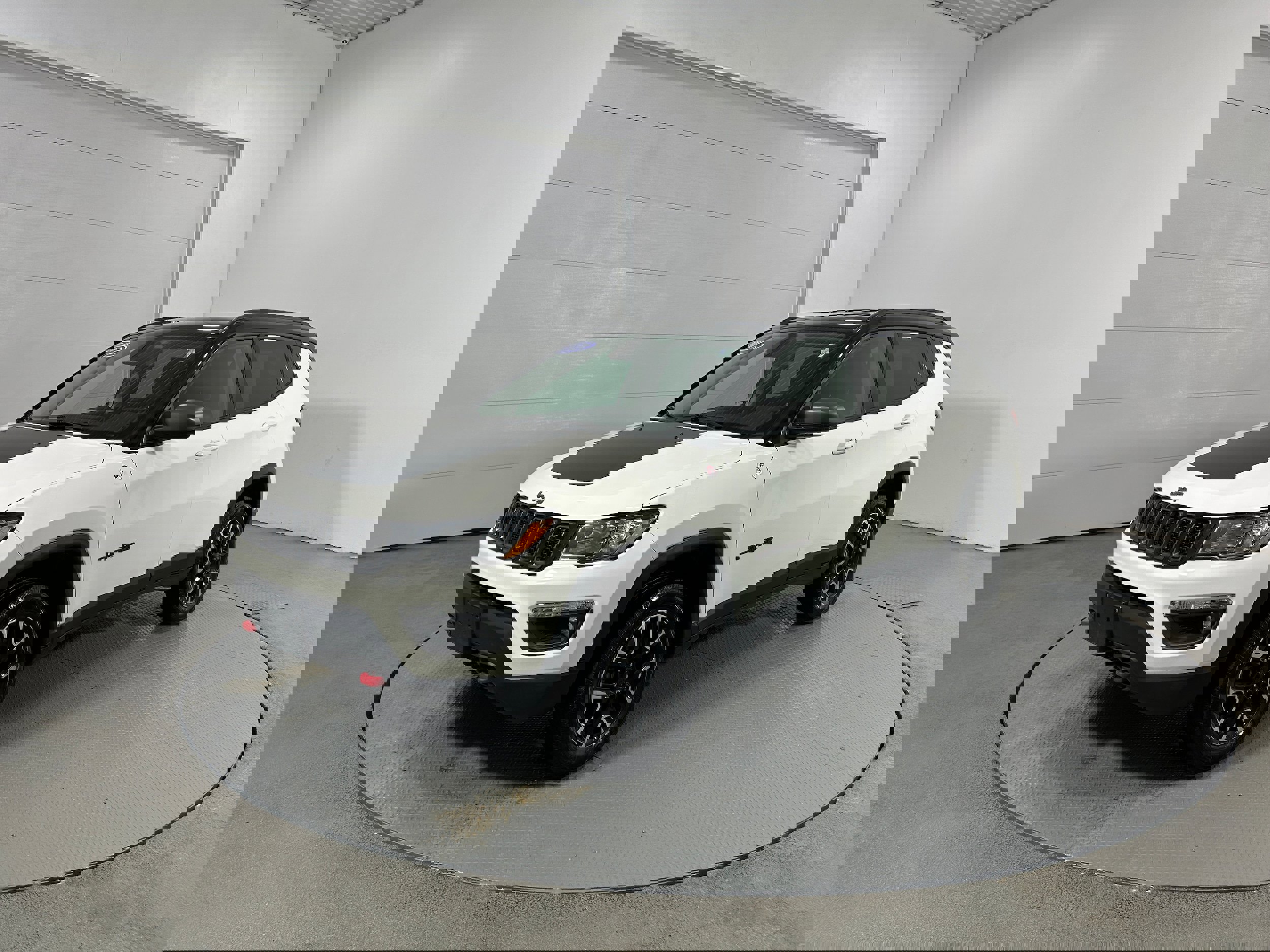 Used 2020 Jeep Compass Trailhawk image 19